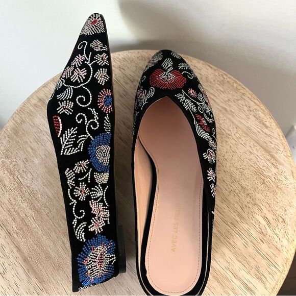Avec Le Filles Bella Embroidered Low Wedge Mules Slip On NWOB - Picture 7 of 9